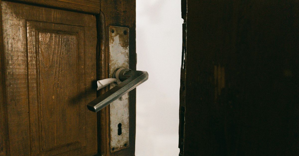 door lock repair home — Fair Lawn Locksmith Corp