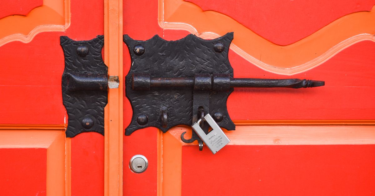 front door lock key — Fair Lawn Locksmith Corp